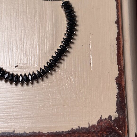 Black spinel marquise cut adjustable bracelet - Picture 3 of 5